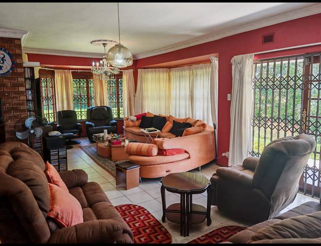 4 BEDROOM HOUSE FOR SALE IN CHILTERN HILLS